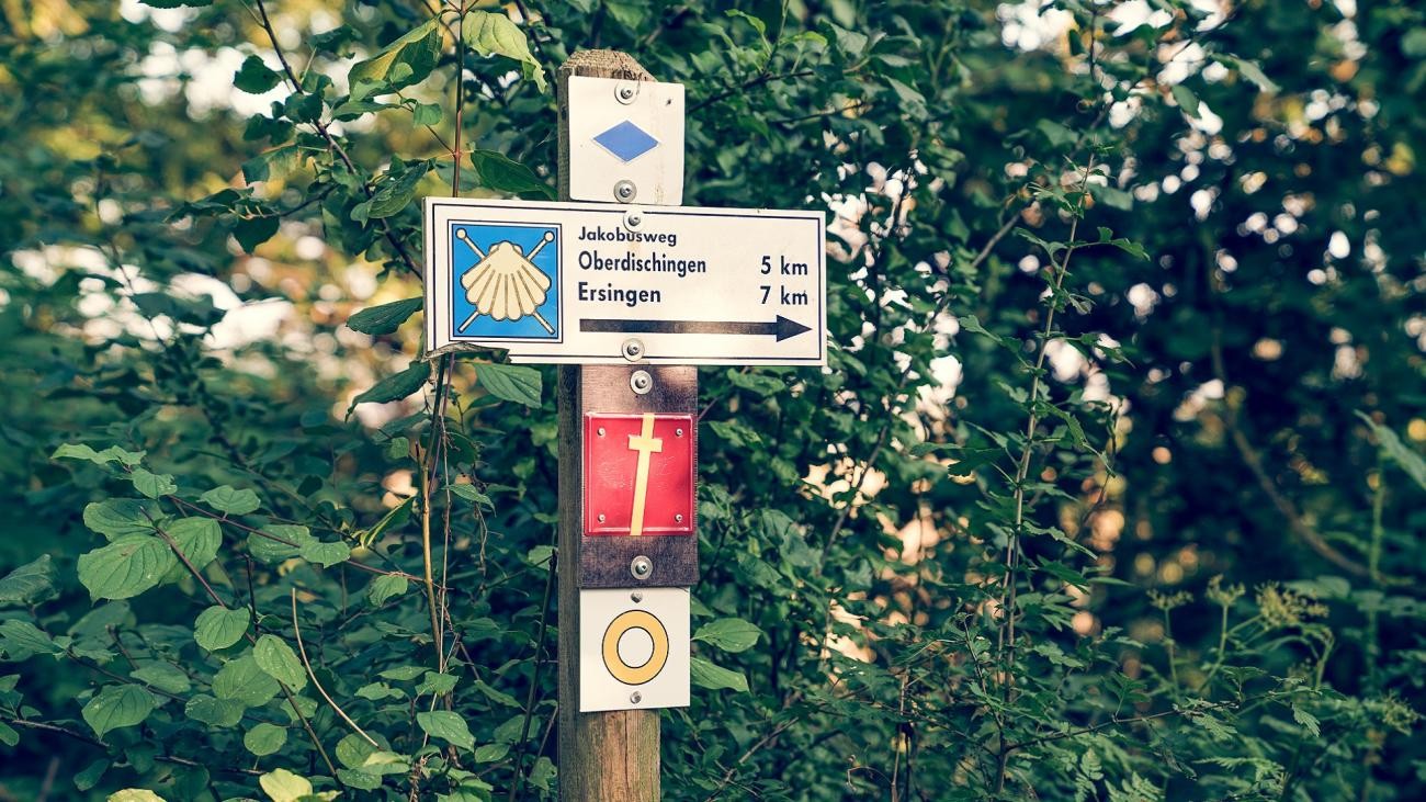 Wegweiser Jakobsweg