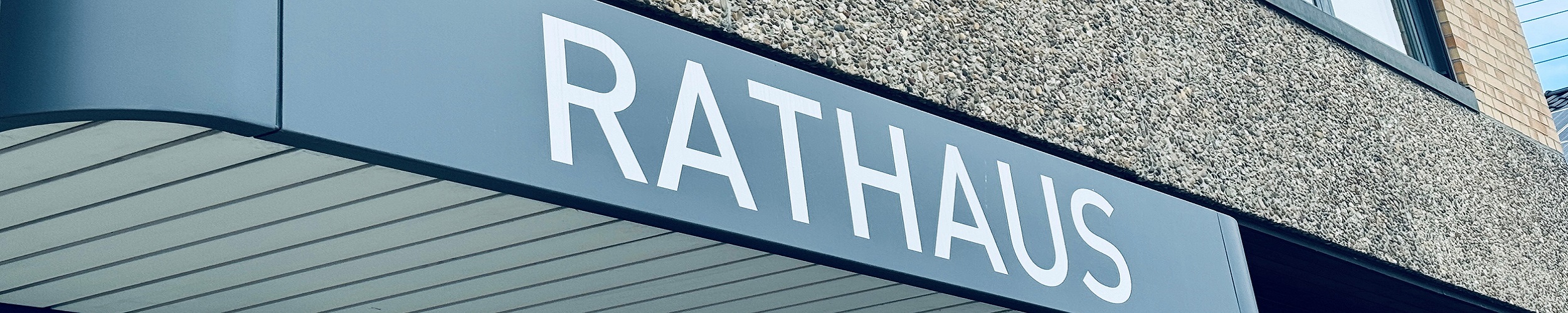 Rathaus Erbach Schriftzug